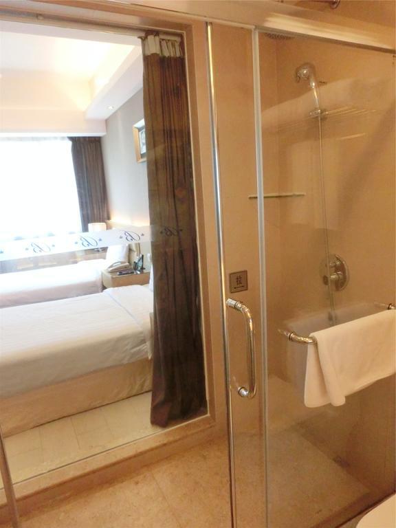Guangzhou Bauhinia Hotel Buitenkant foto